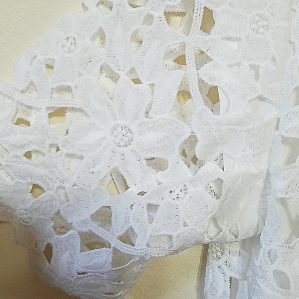 D. DM FASHIONS - Picture 2 of 8